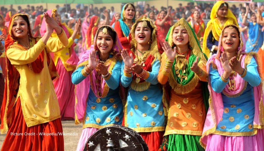 Indian Art and Craft – Giddha Dance